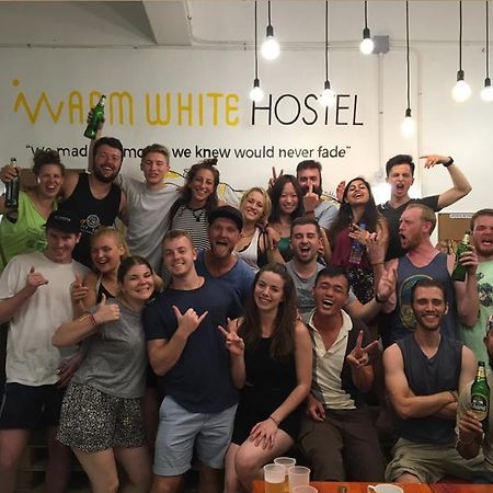 Warm White Hostel Bangkok Esterno foto