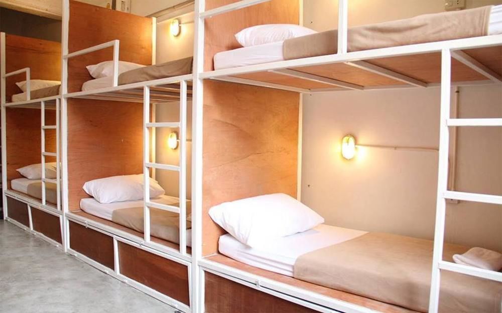 Warm White Hostel Bangkok Esterno foto